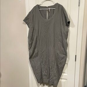 Free People Relaxed Short Sleeve Gray Tunic Dress